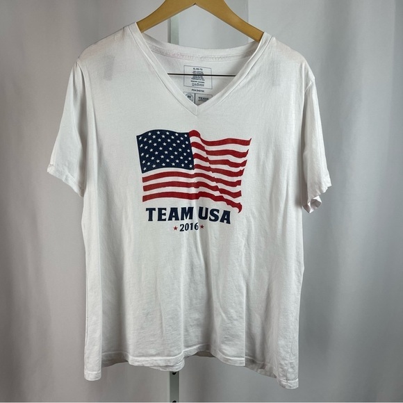 Olympics Team Apparel XL Extra Large USA Flag Graphic V Neck Shirt 2016 - Picture 1 of 7